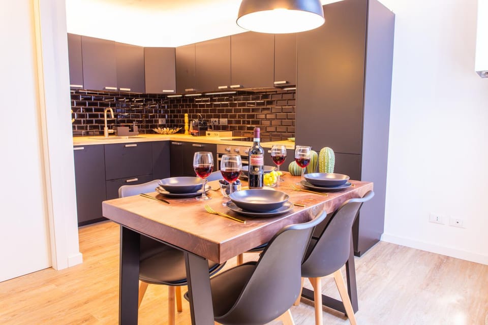 Kitchen or kitchenette, kitchen