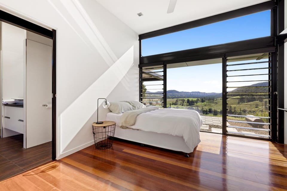 Bed, Bedroom, Mountain view