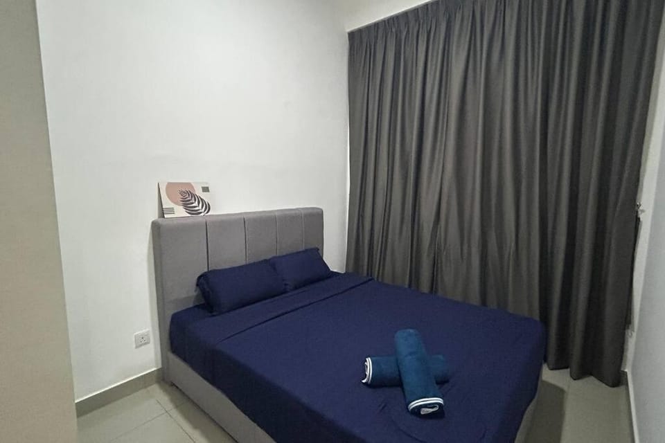 NEW! Amber Cove - 2 Bedrooms 2 Bathrooms l 4-7 Pax l WiFi l Near Jonker Apartment in Malacca