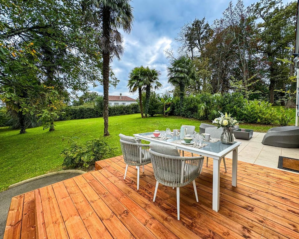Patio, View (from property/room), Balcony/Terrace, Garden view