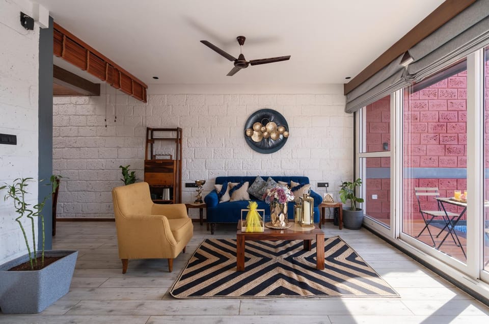 Living room, Seating area, Pool view, air conditioner