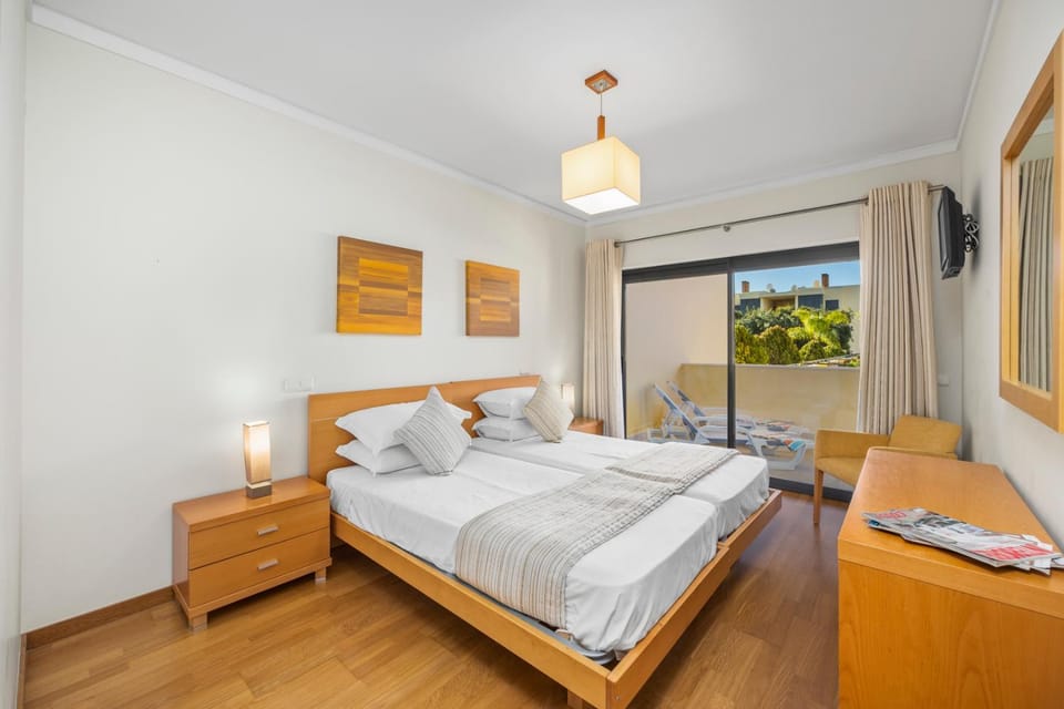 Palm Breeze Terrace Vilamoura Apartment in Olhos de Água