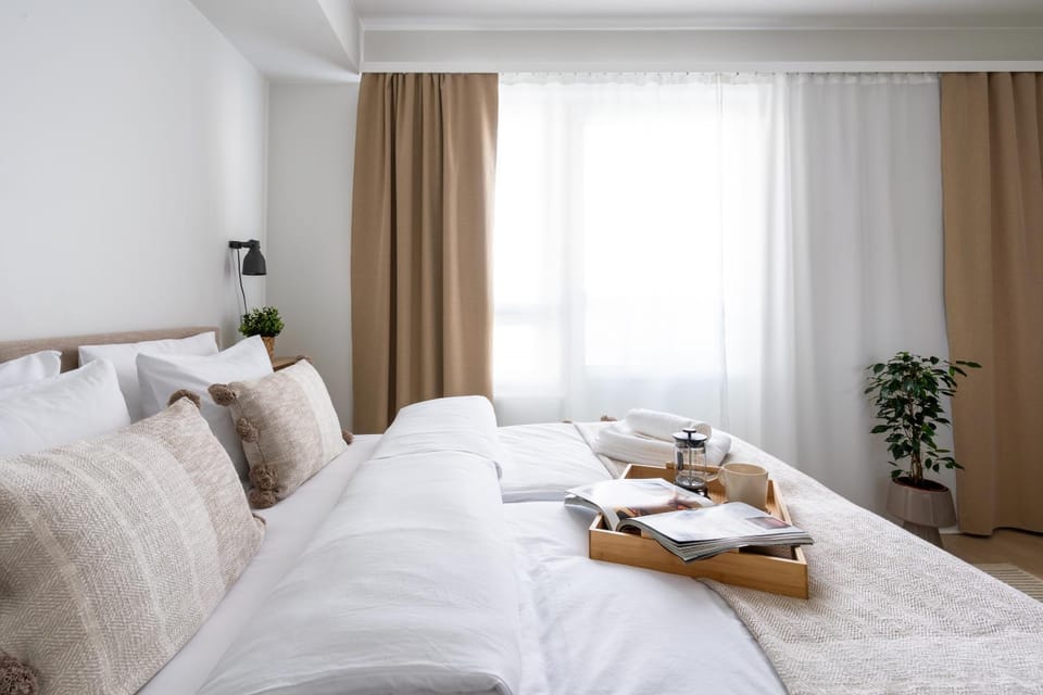 Bed, Bedroom, internet