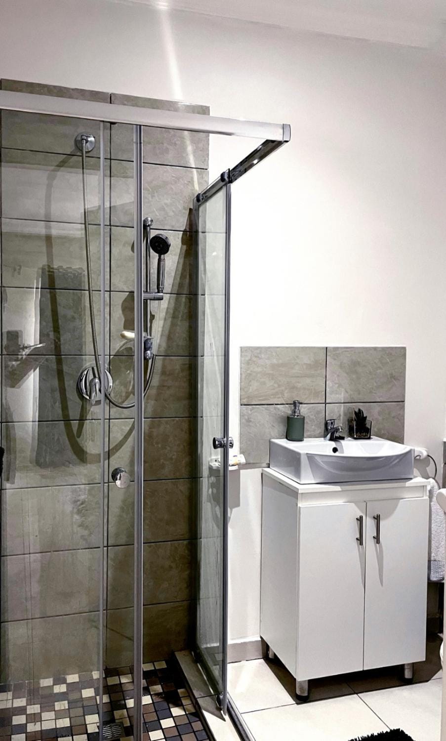 Cresta hottest guesthouse Apartment in Johannesburg
