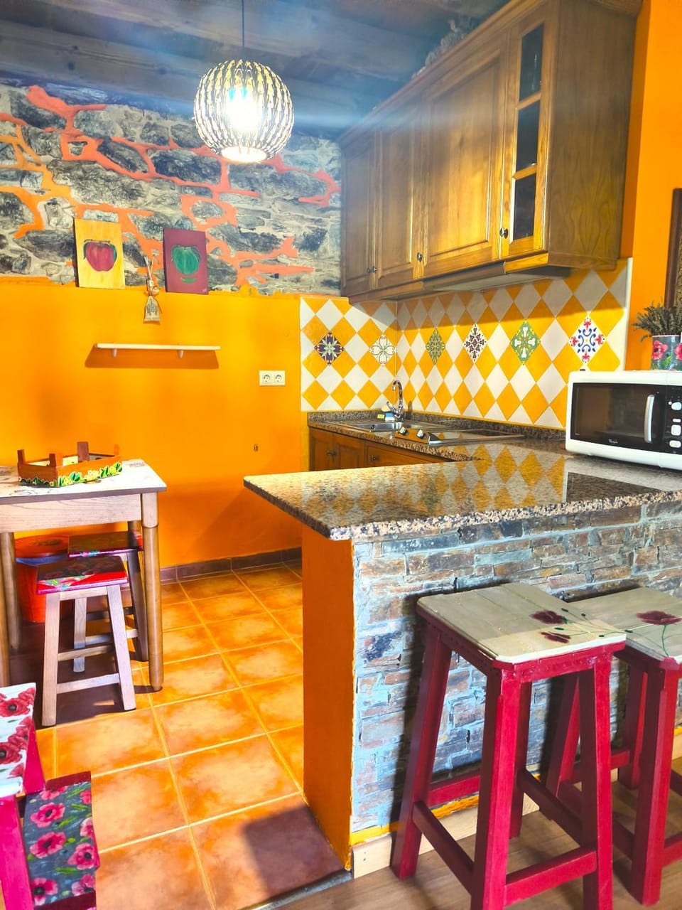 Kitchen or kitchenette, Living room