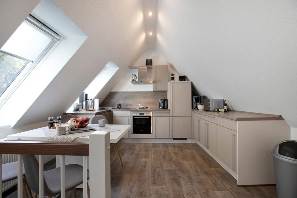 Property building, Kitchen or kitchenette, Living room