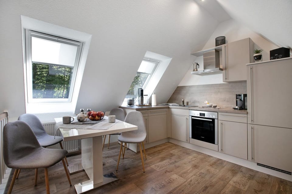 Property building, Kitchen or kitchenette, Living room