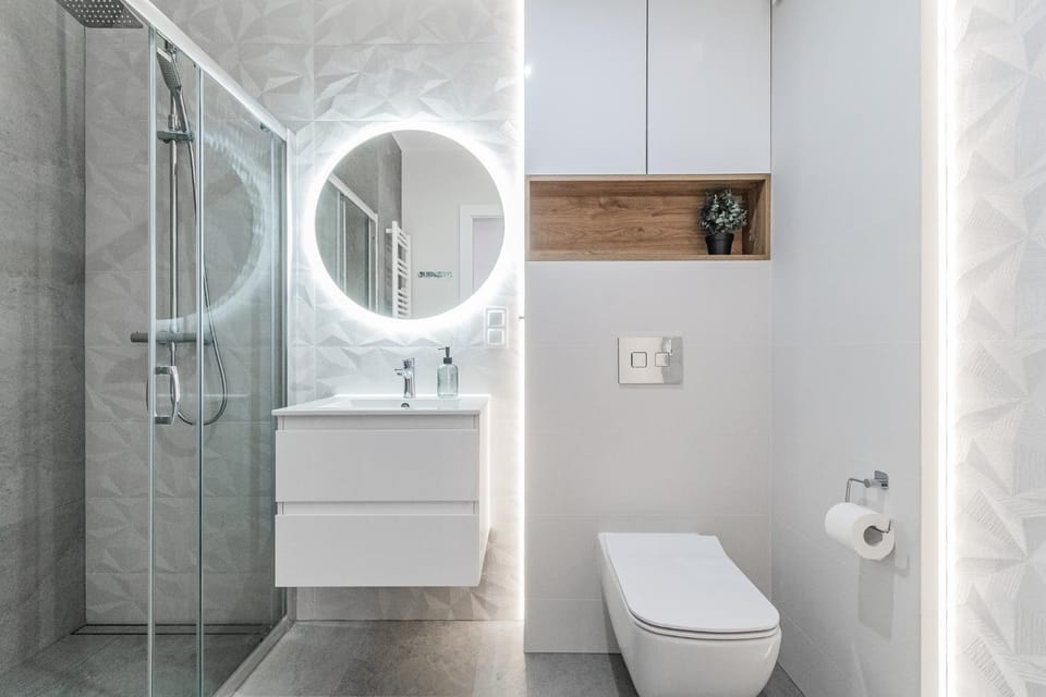 Shower, Toilet, Bathroom