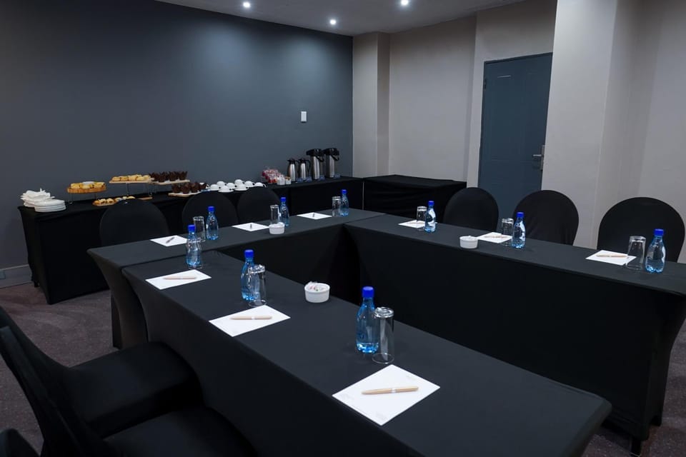 Meeting/conference room