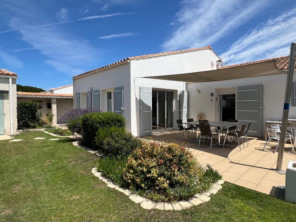 Property building, Patio, Garden view