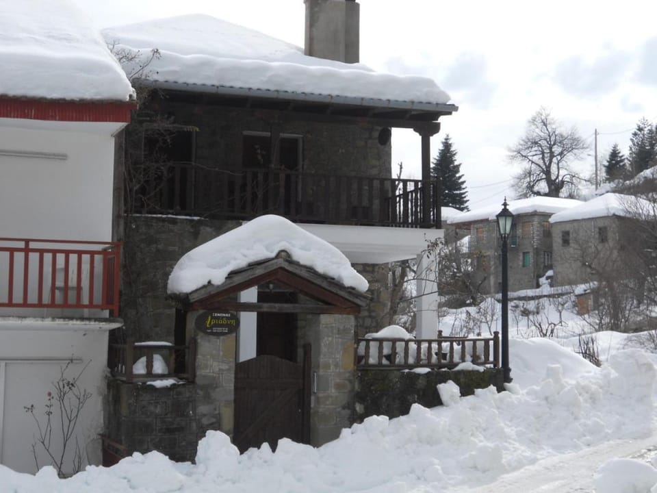 Guesthouse Ariadni Bed and Breakfast in Peloponnese, Western Greece and the Ionian