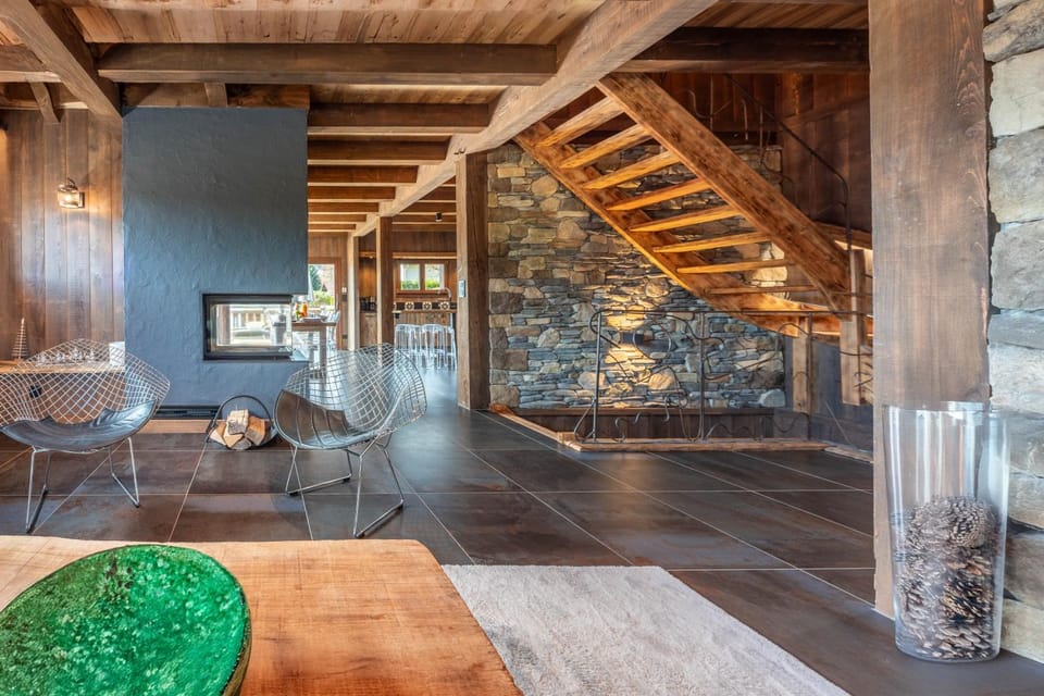 TV and multimedia, Living room, fireplace