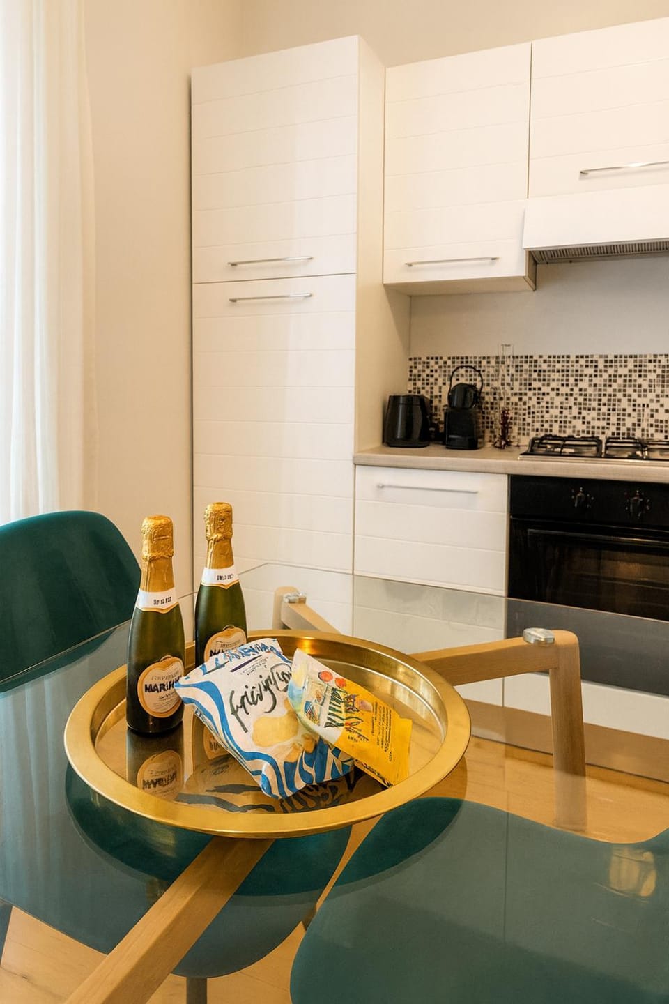Day, Coffee/tea facilities, Kitchen or kitchenette, microwave, oven, toaster