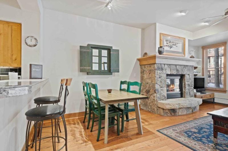 Villa Montane 117 by East West Hospitality Apartment in Beaver Creek