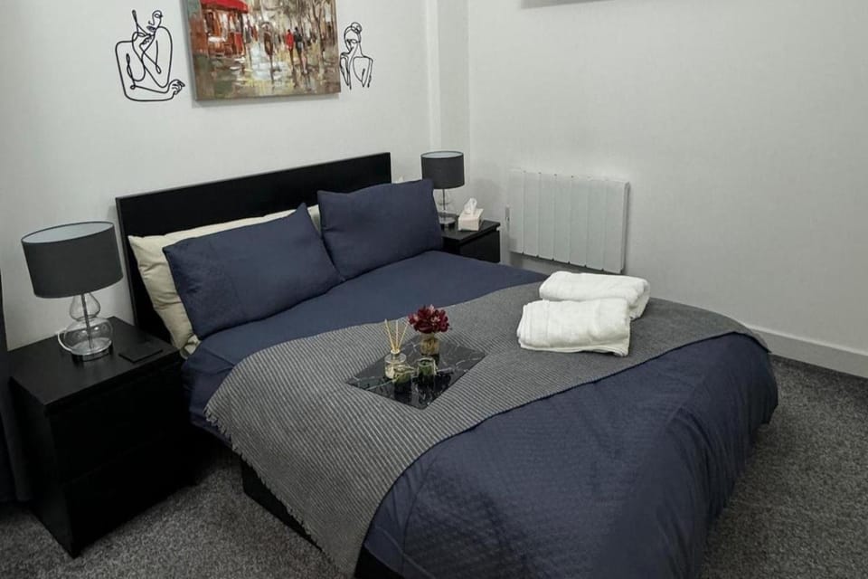 1 bed-Sleeps 4-Town Centre-10 min to Ascot- Pets Apartment in Bracknell