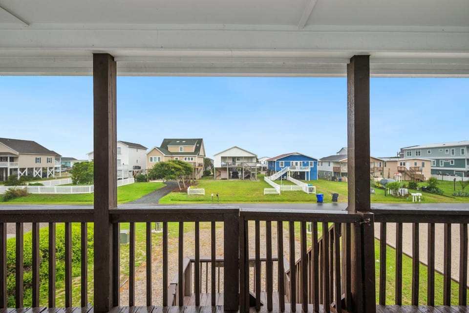 Capt Roys by Oak Island Accommodations House in Oak Island