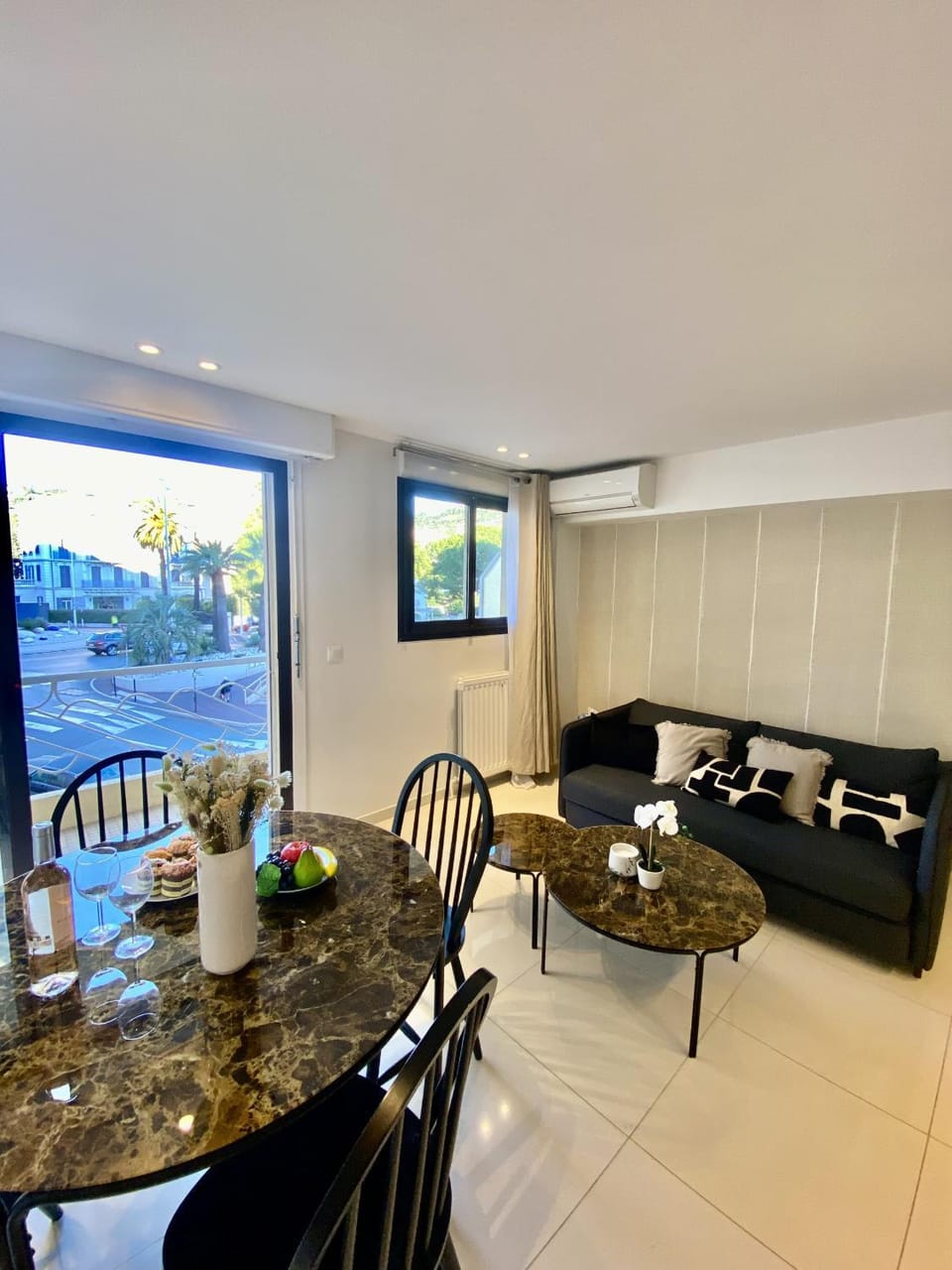 Communal lounge/ TV room, Living room