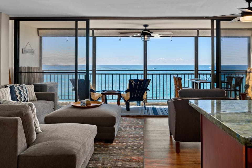 402 Kona Alii House in Holualoa