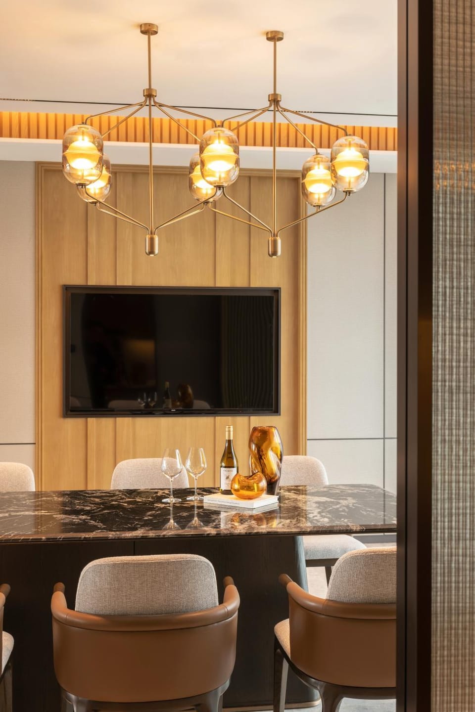 Living room, Dining area