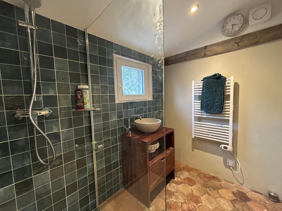 Maison d'hôtes L'ormerie- Au coeur de la ville médiévale Bed and Breakfast in Île-de-France