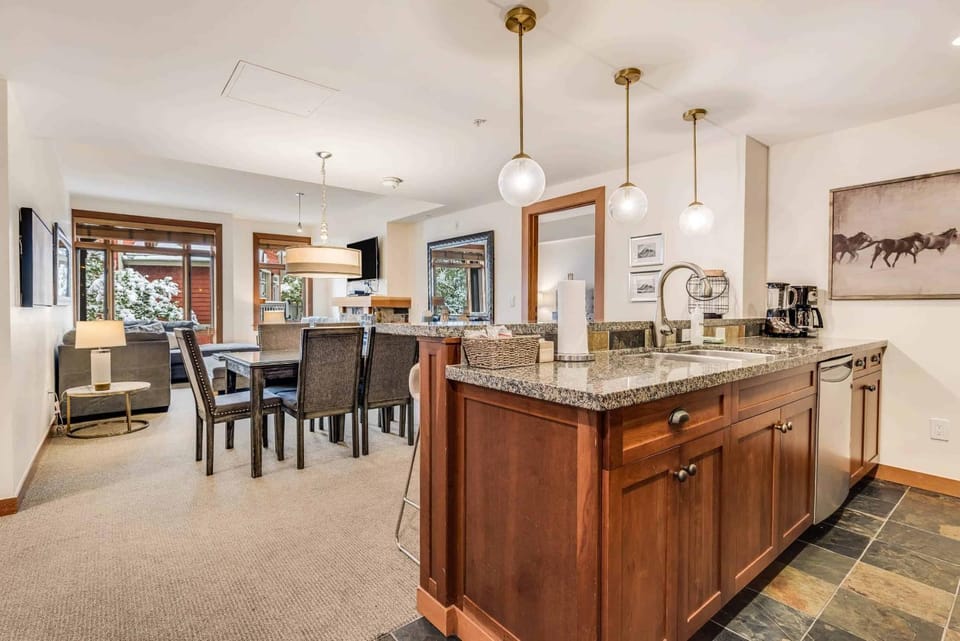 Capitol Peak Lodge 3206 by Snowmass Mountain Lodging Apartment in Snowmass Village