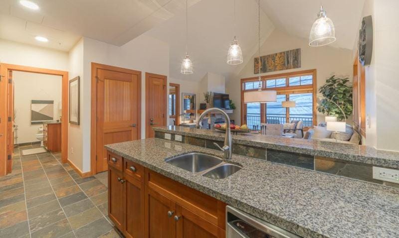 Capitol Peak Lodge 3322 by Snowmass Mountain Lodging Apartment in Snowmass Village