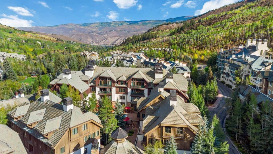 Villa Montane 225 by East West Hospitality Apartment in Beaver Creek