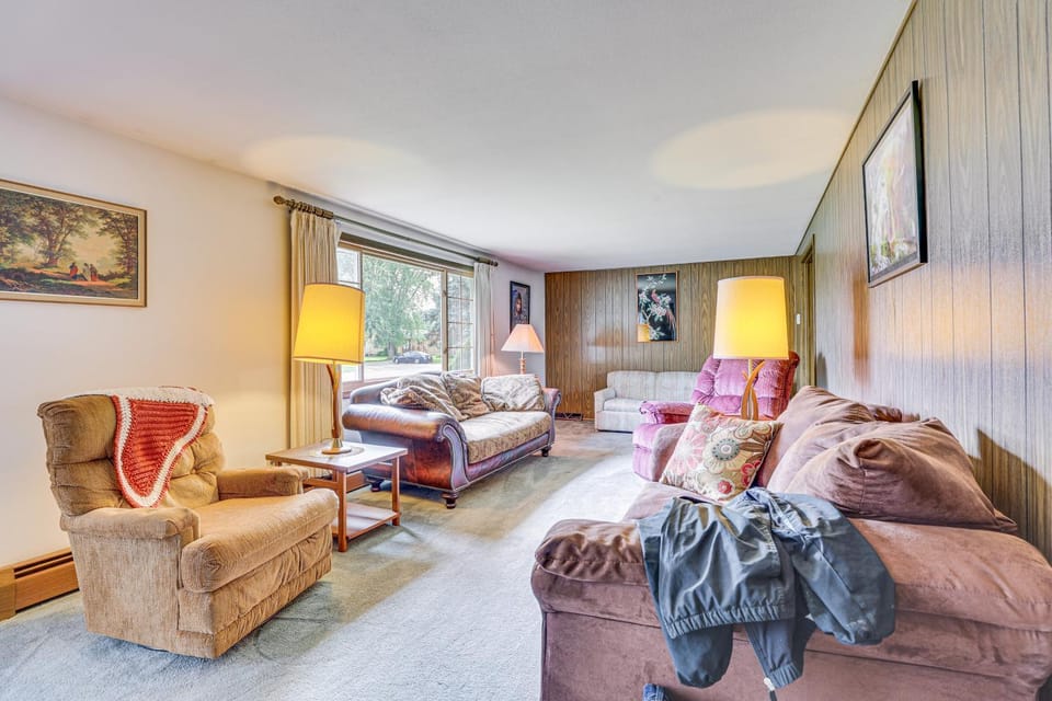 12 Mi to Castle Rock Lake: Serene New Lisbon Home! House in New Lisbon