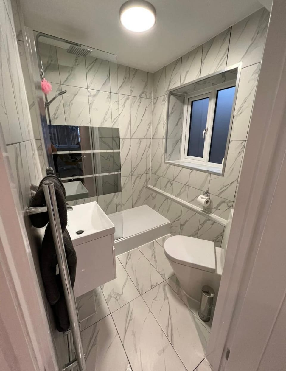 Knightsbridge 2 bedroom apartment overlooking Harrods Apartment in City of Westminster