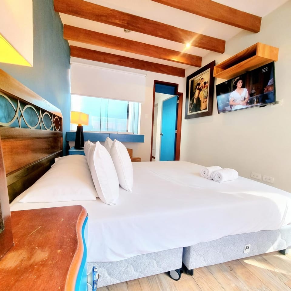 Bed, Photo of the whole room