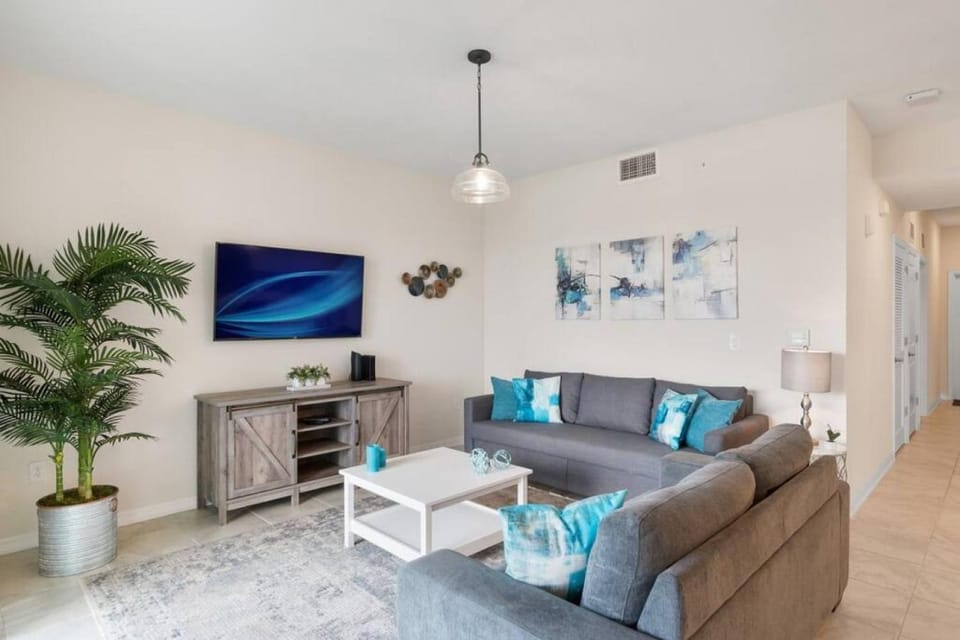 Modern Storey Lake Resort Disney Orlando 3161-107 House in Kissimmee