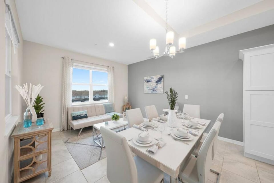 Modern Storey Lake Resort Disney Orlando 3121-402 Apartment in Kissimmee