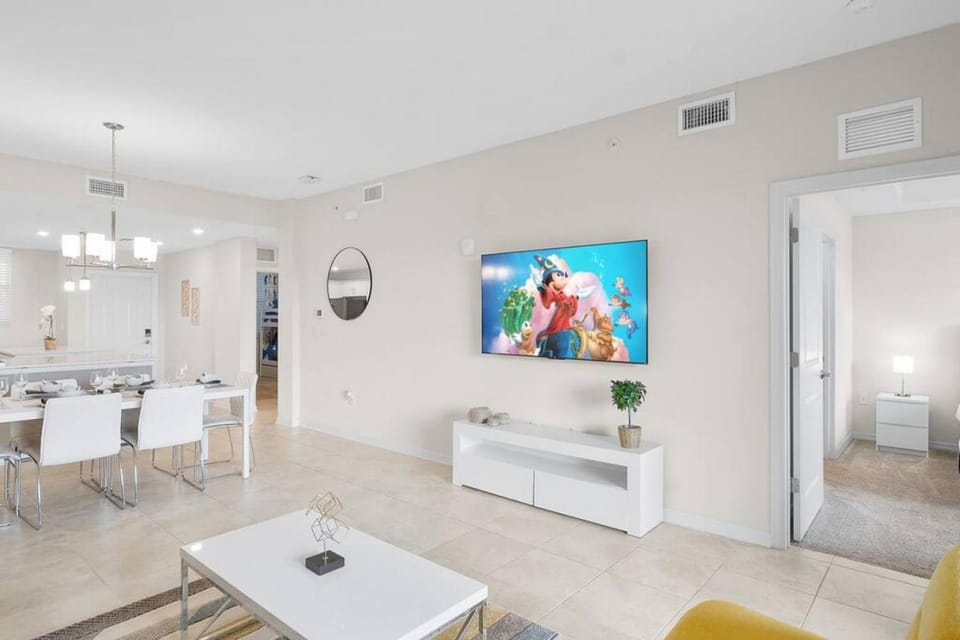 Modern Storey Lake Resort Disney Orlando 3141-105 Apartment in Kissimmee