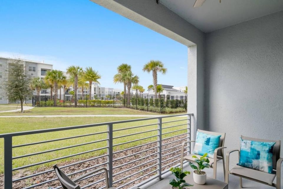 Modern Storey Lake Resort Disney Orlando 3180-104 House in Kissimmee