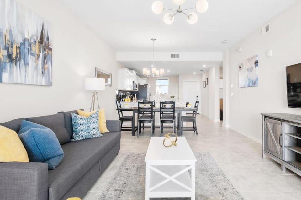 Modern Storey Lake Resort Disney Orlando 3161-305 House in Kissimmee