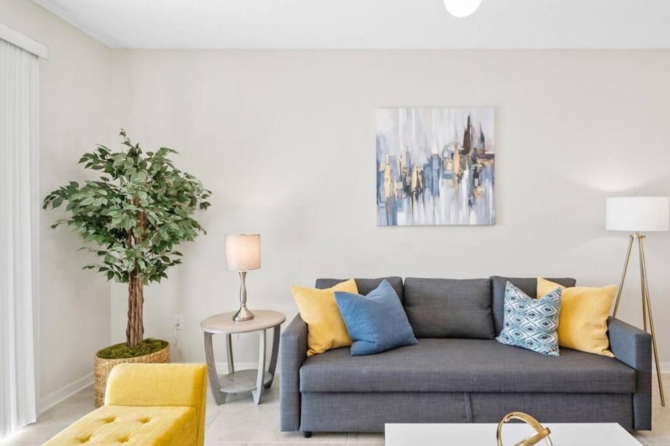 Modern Storey Lake Resort Disney Orlando 3161-305 House in Kissimmee