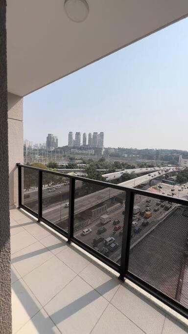 View (from property/room), Balcony/Terrace, City view