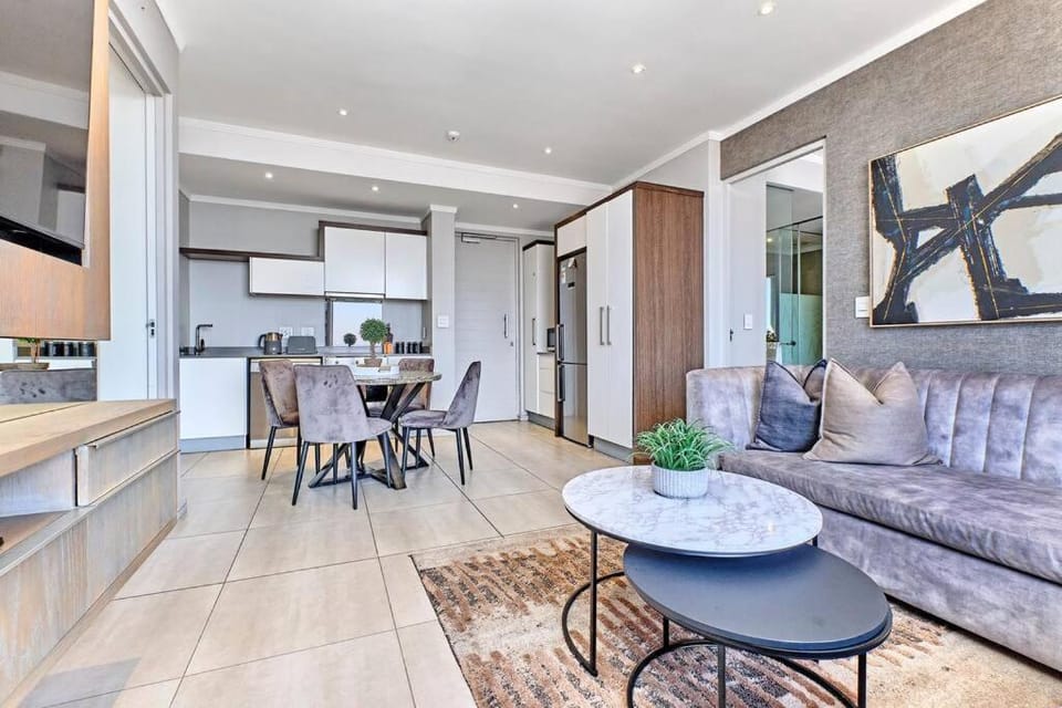 Luxurious La Vista Apartment in heart of Sandton Apartment in Sandton