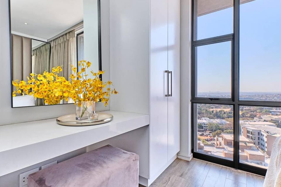 Luxurious La Vista Apartment in heart of Sandton Apartment in Sandton