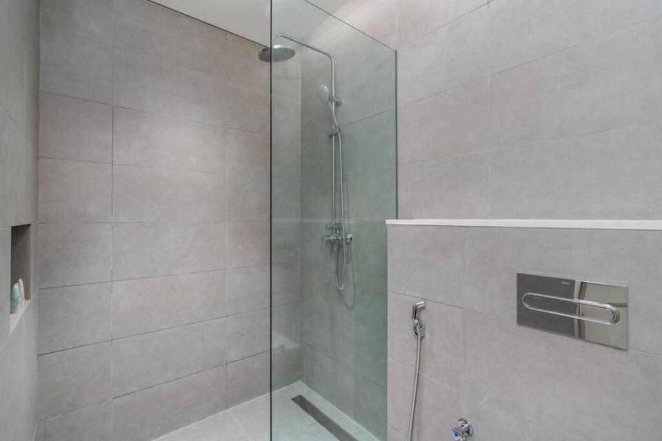 150Mbps WiFi · Burj View · 1BR Business Bay Apartment in Dubai