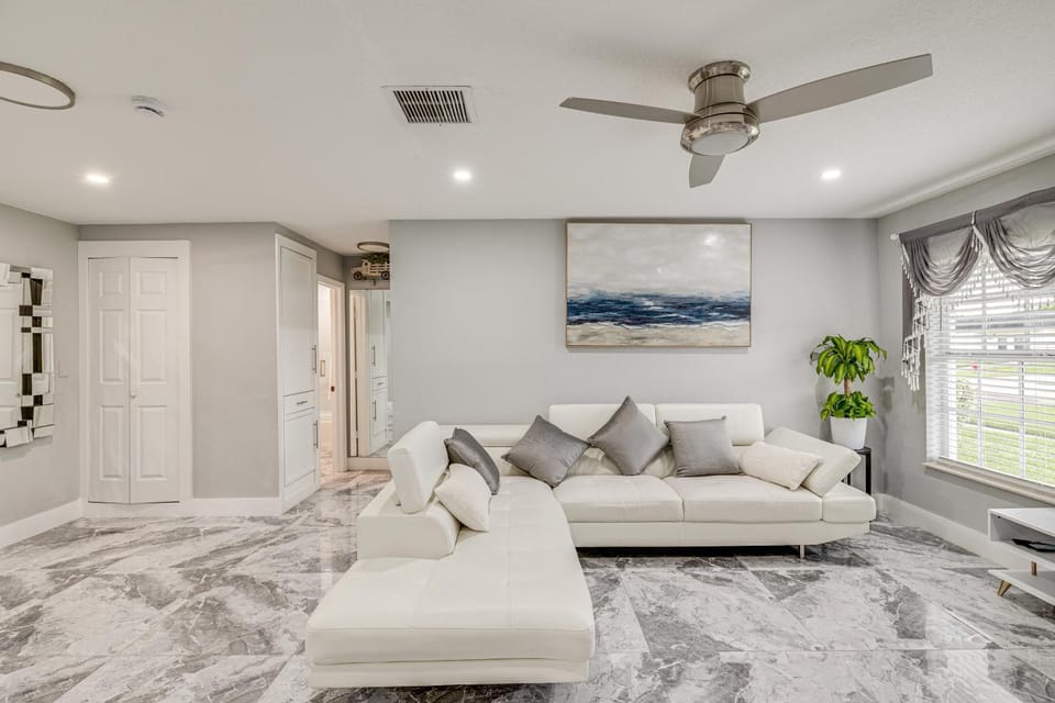 Pet-Friendly Gem w/ Pool & Yard in West Palm Beach House in West Palm Beach
