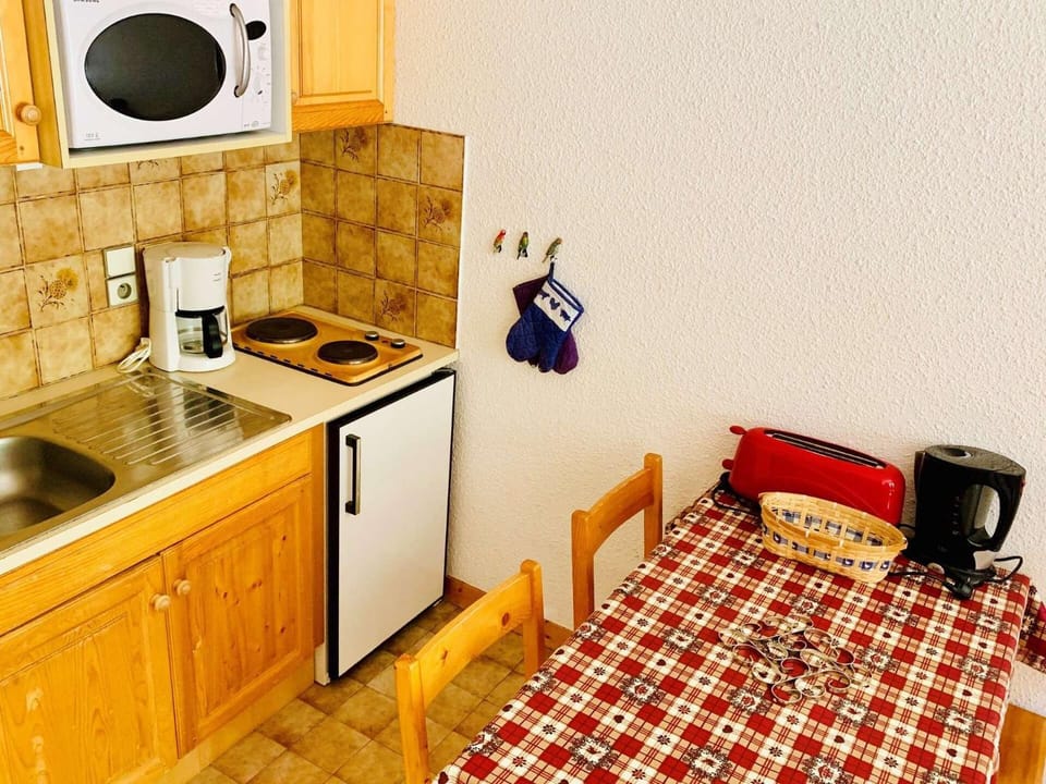 Résidence Val Coeur Bat A - Appartement 2 pièces 4 personnes agréablement situé à Val d'Isère à 350m du centre du village et à 300m des pistes MAE-3284 Apartment in Val dIsere