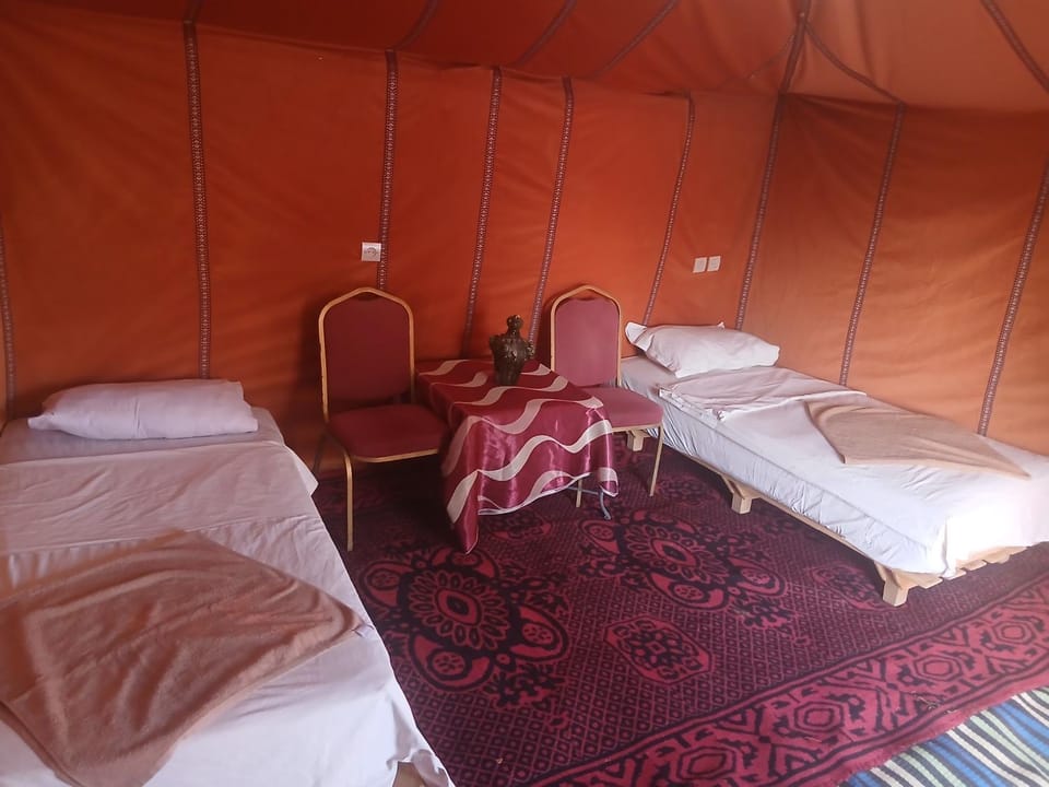 Camp Les pyramides merzouga Luxury tent in Morocco