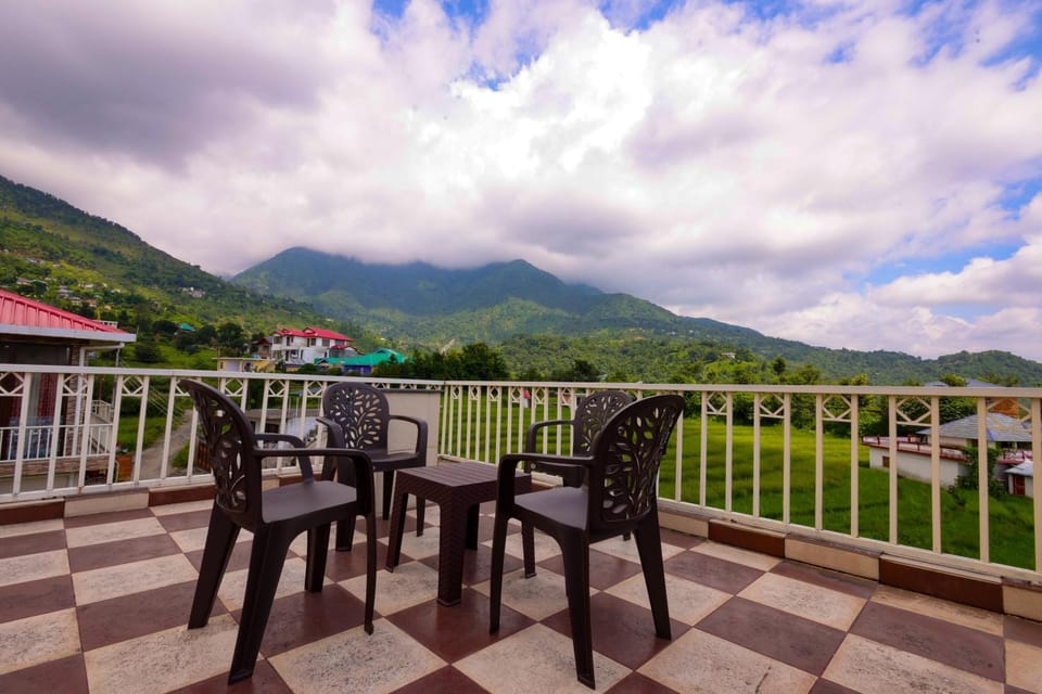 Balcony/Terrace, Mountain view