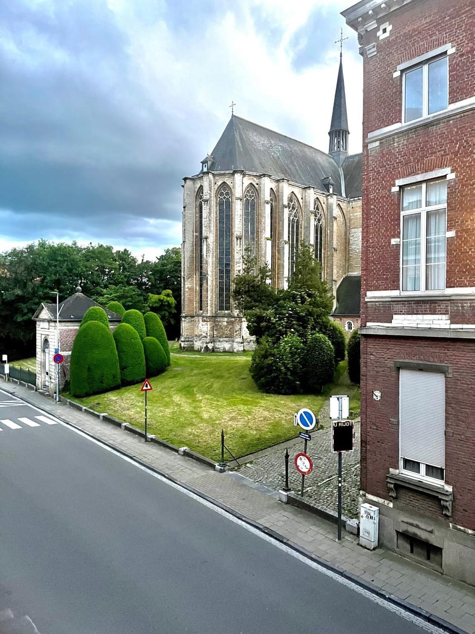 Day, City view, Landmark view, Street view