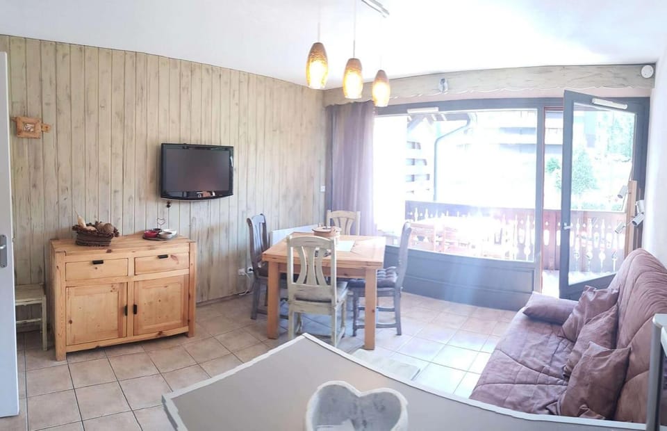 fireplace, kitchen
