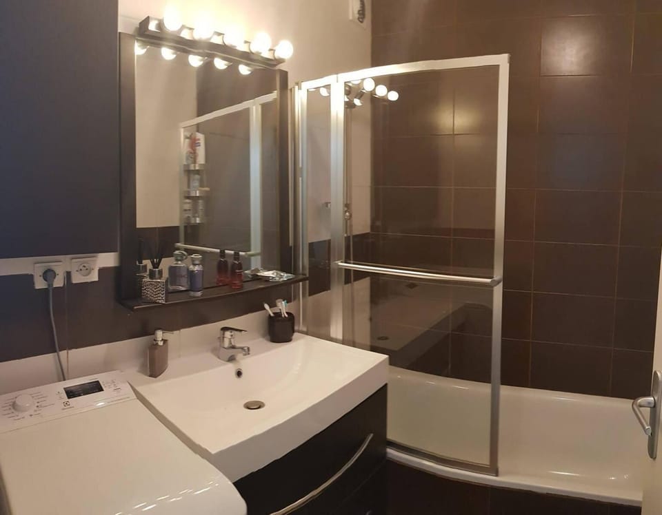 Shower, Toilet, Bathroom, bidet, kitchen