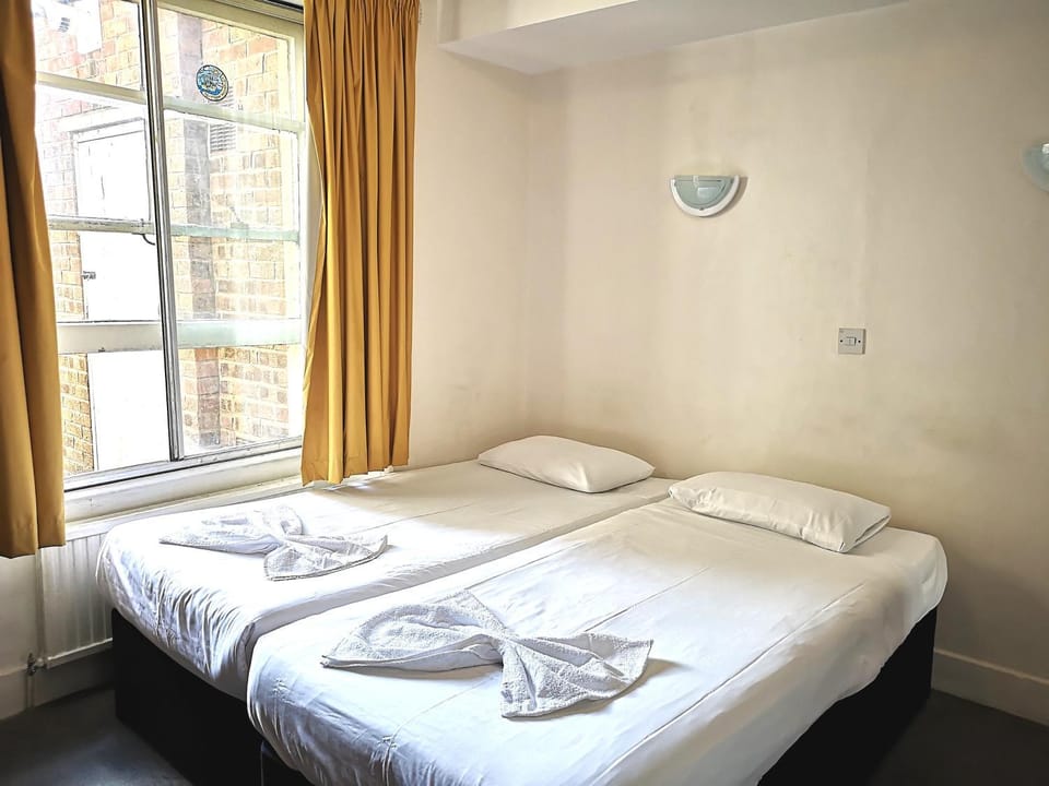 Aquarius Hotel Hotel in City of Westminster