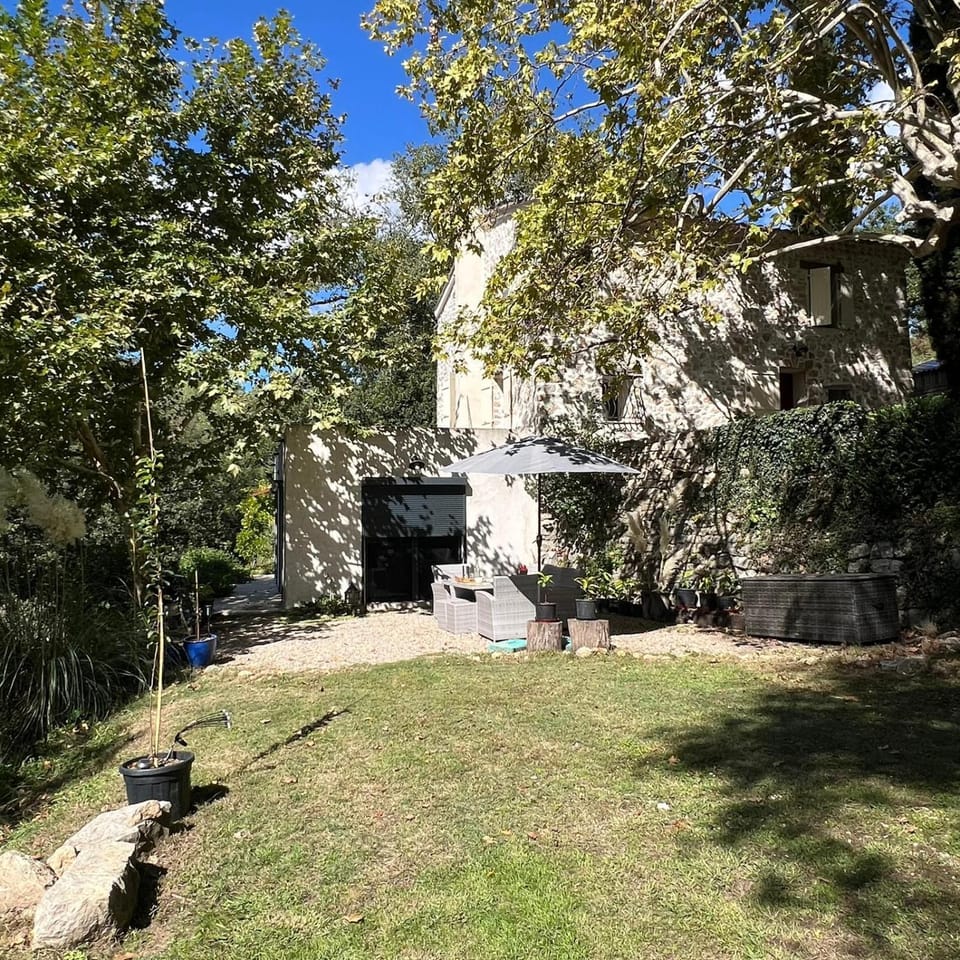 Garden, Balcony/Terrace