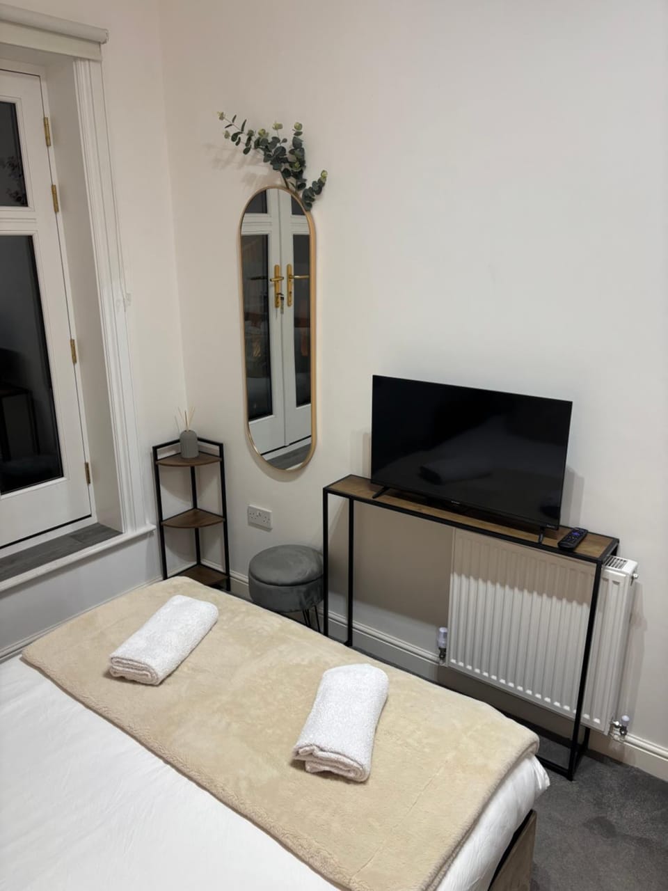 The Luxe Haven Penthouse - Sleeps 4 Apartment Nottingham City Centre Apartment in Nottingham